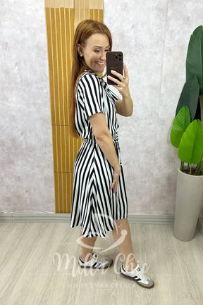 Conjunto Helô Em Viscolinho Listrado – P&B