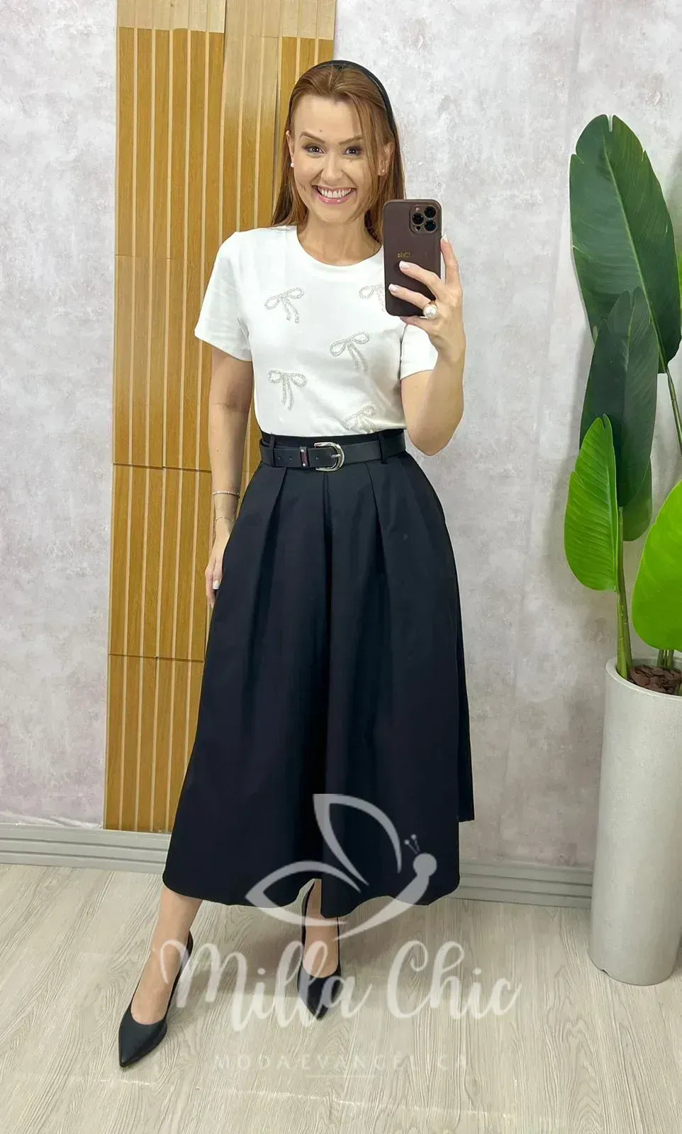 Saia Valentina Em Sarja – Preta