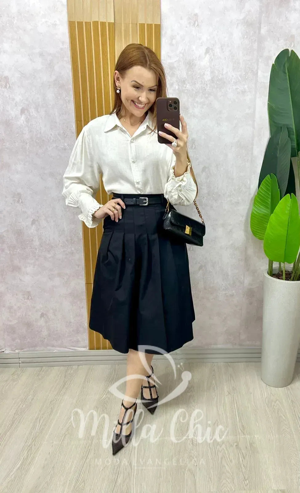 Saia Maria Olívia Em Alfaiataria – Preta